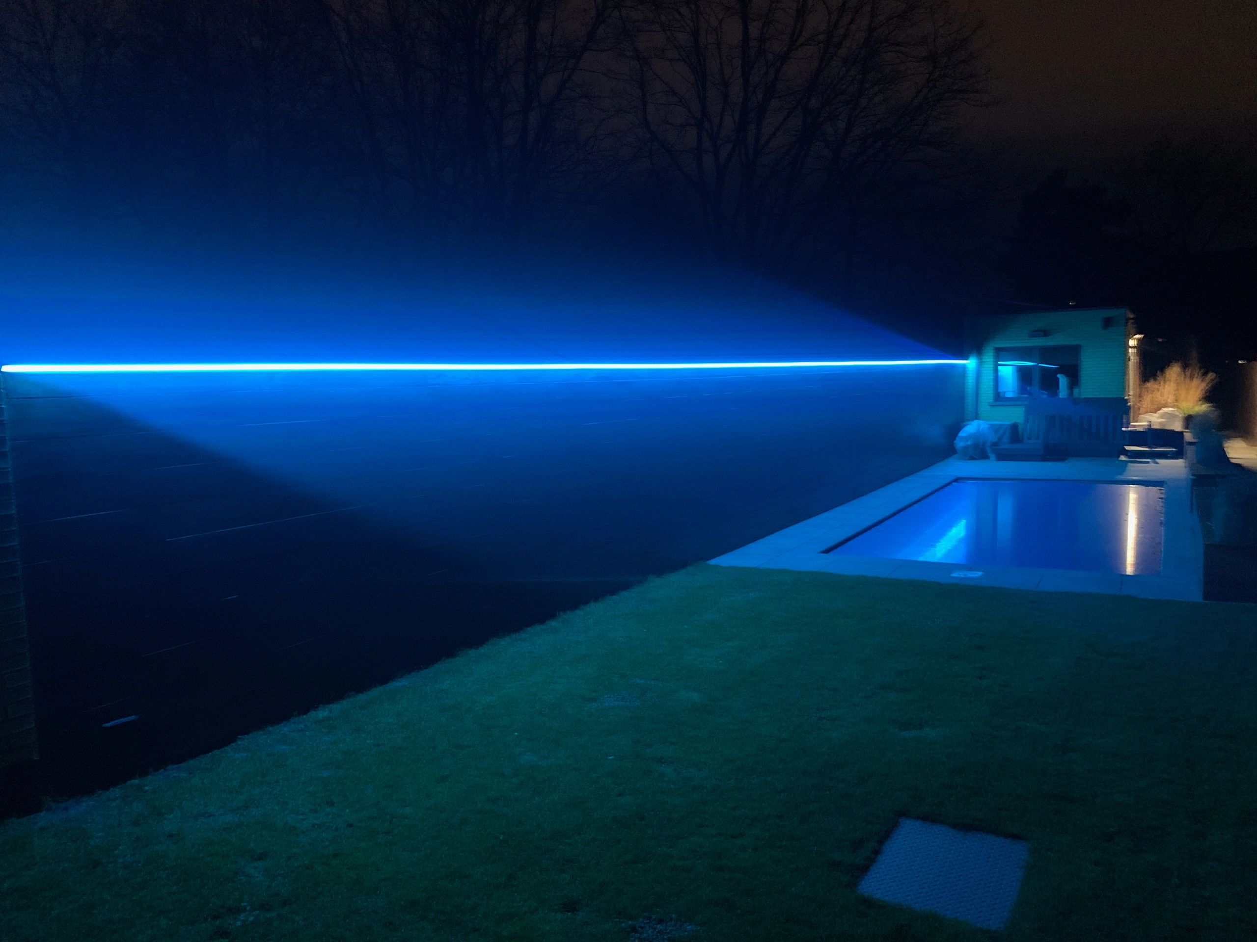 Led Streifen Profil Ecke Basic line - komplett inklusiv Abschlusskappe 4 Meter