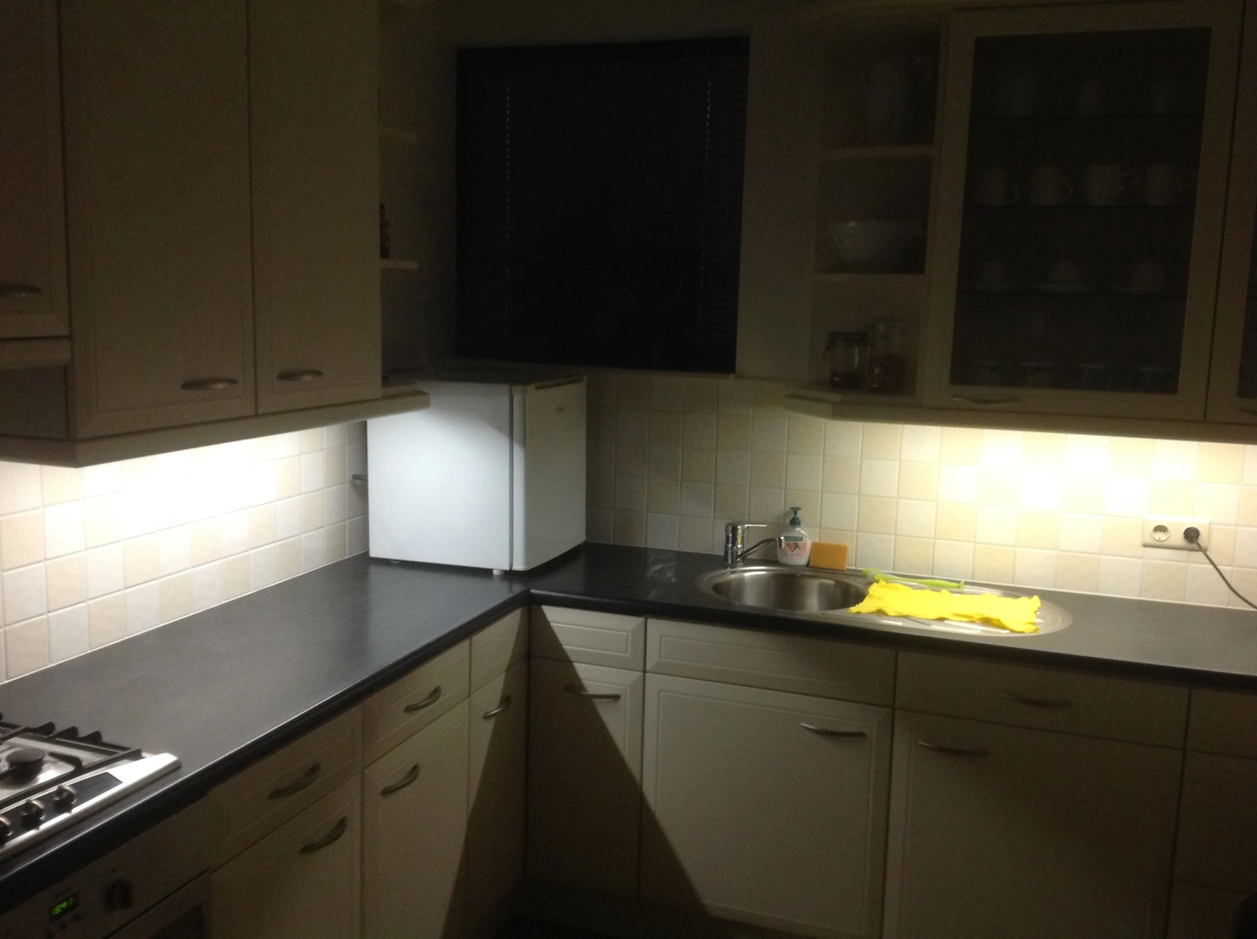 Aluminium LED Streifen Aufbauprofil 1M - 7 mm hoch - komplett mit Abdeckung