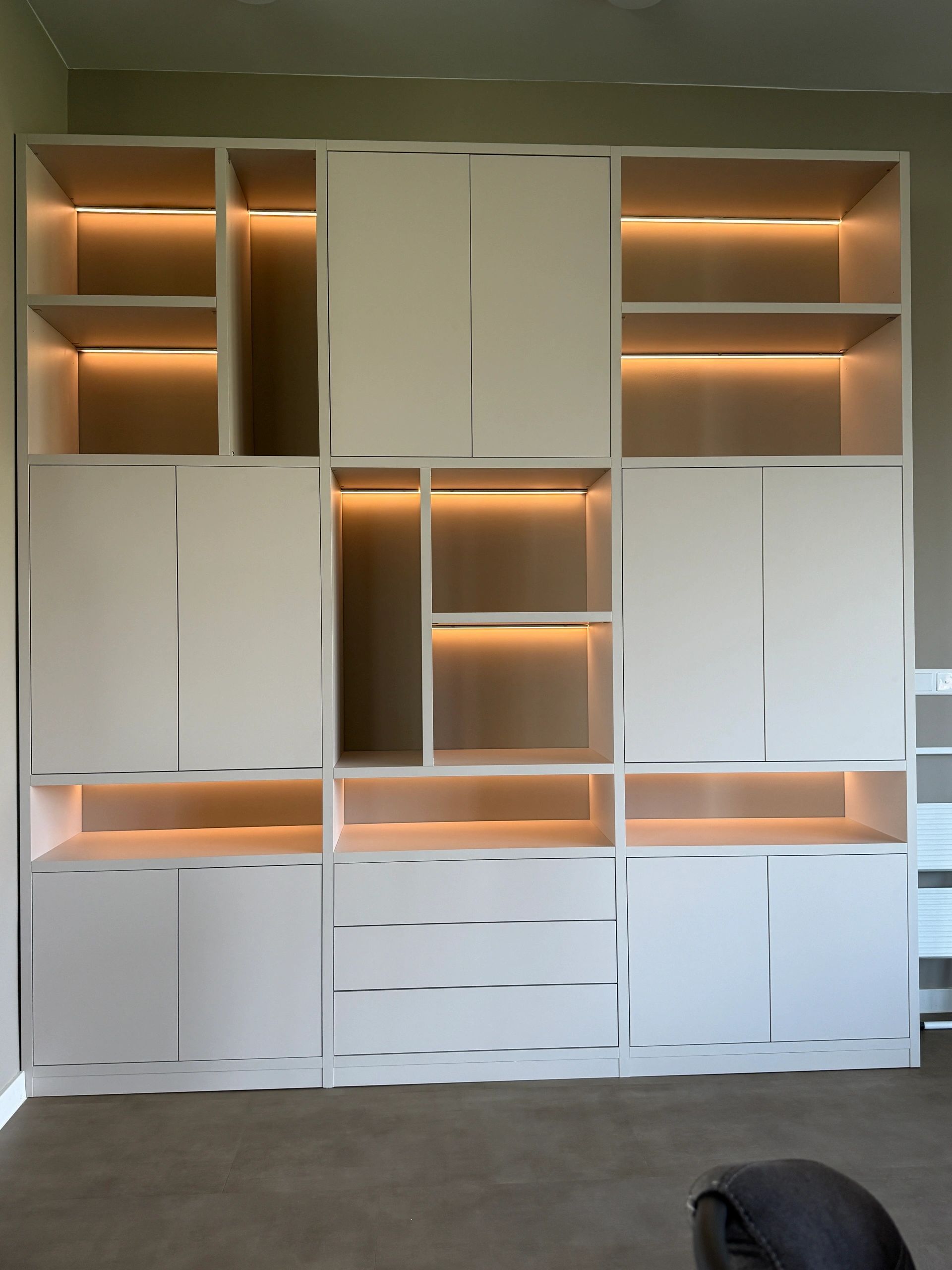 Aluminium LED Streifen Profil Aufbau 2M - 7 mm hoch - komplett mit Abdeckkappe