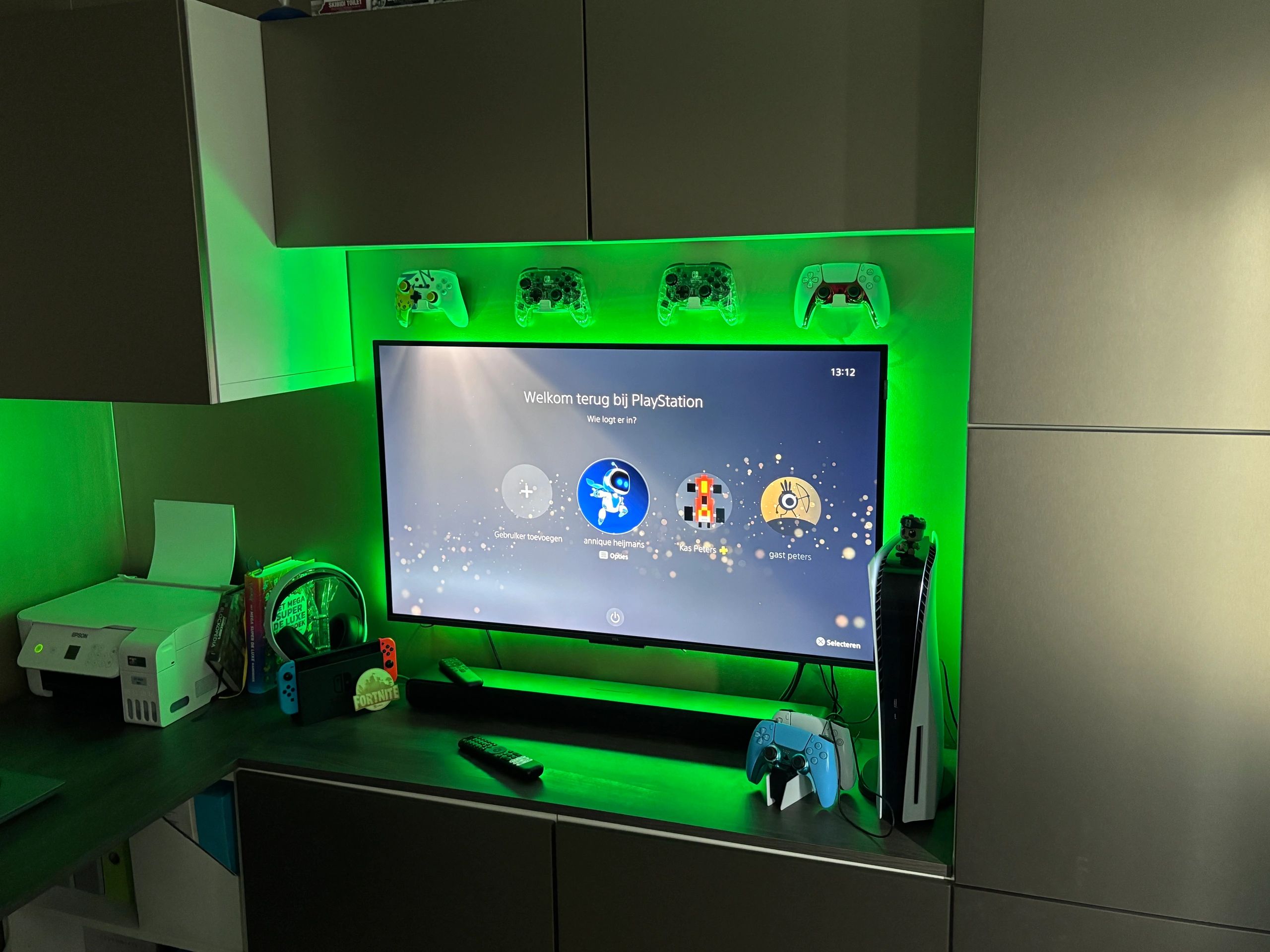 TV LED Streifen Set mit 4 RGB Streifen für TV’s bis 32 inch