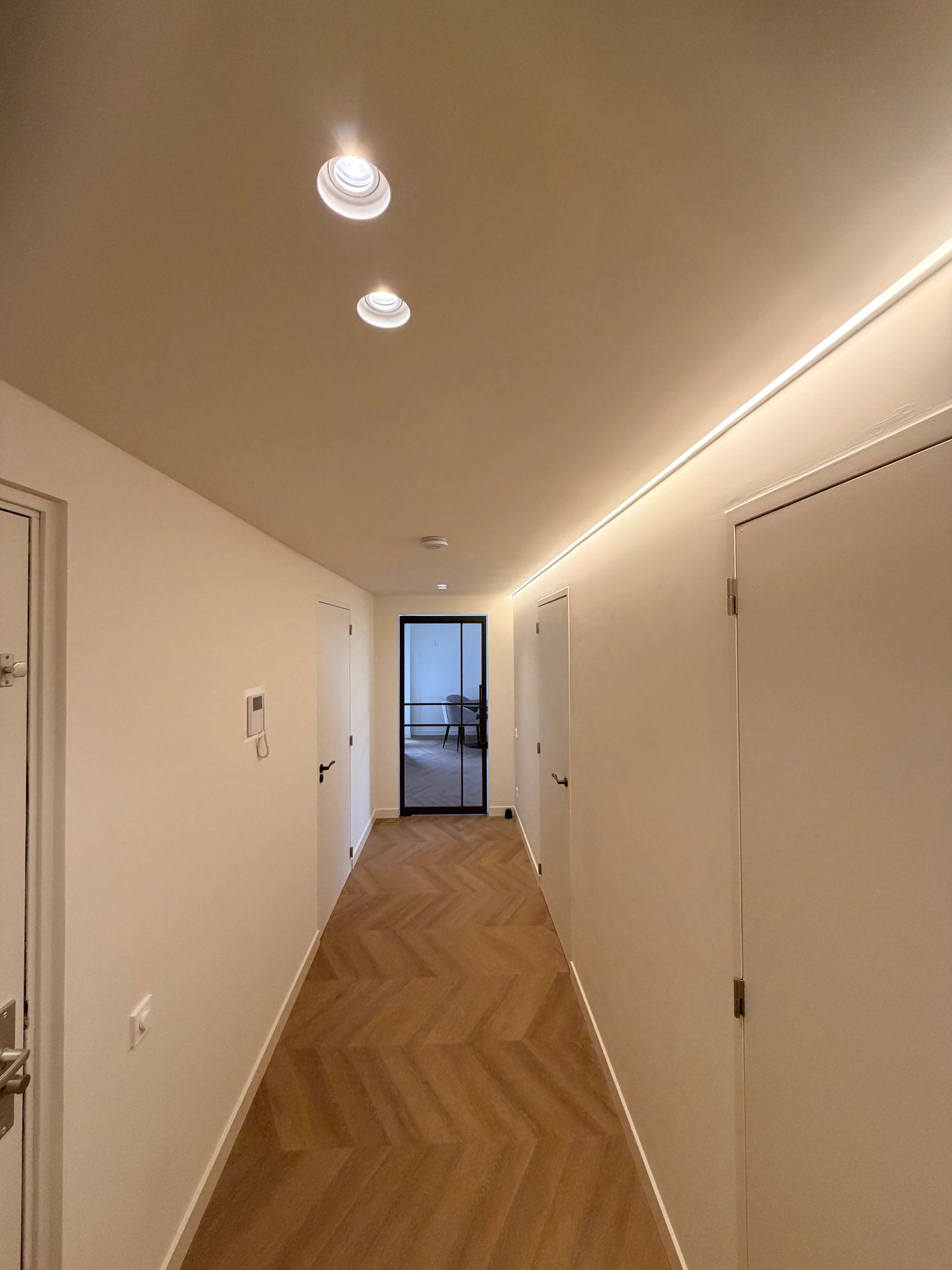 Stuckleiste Für LED 3 Meter schmale Variante