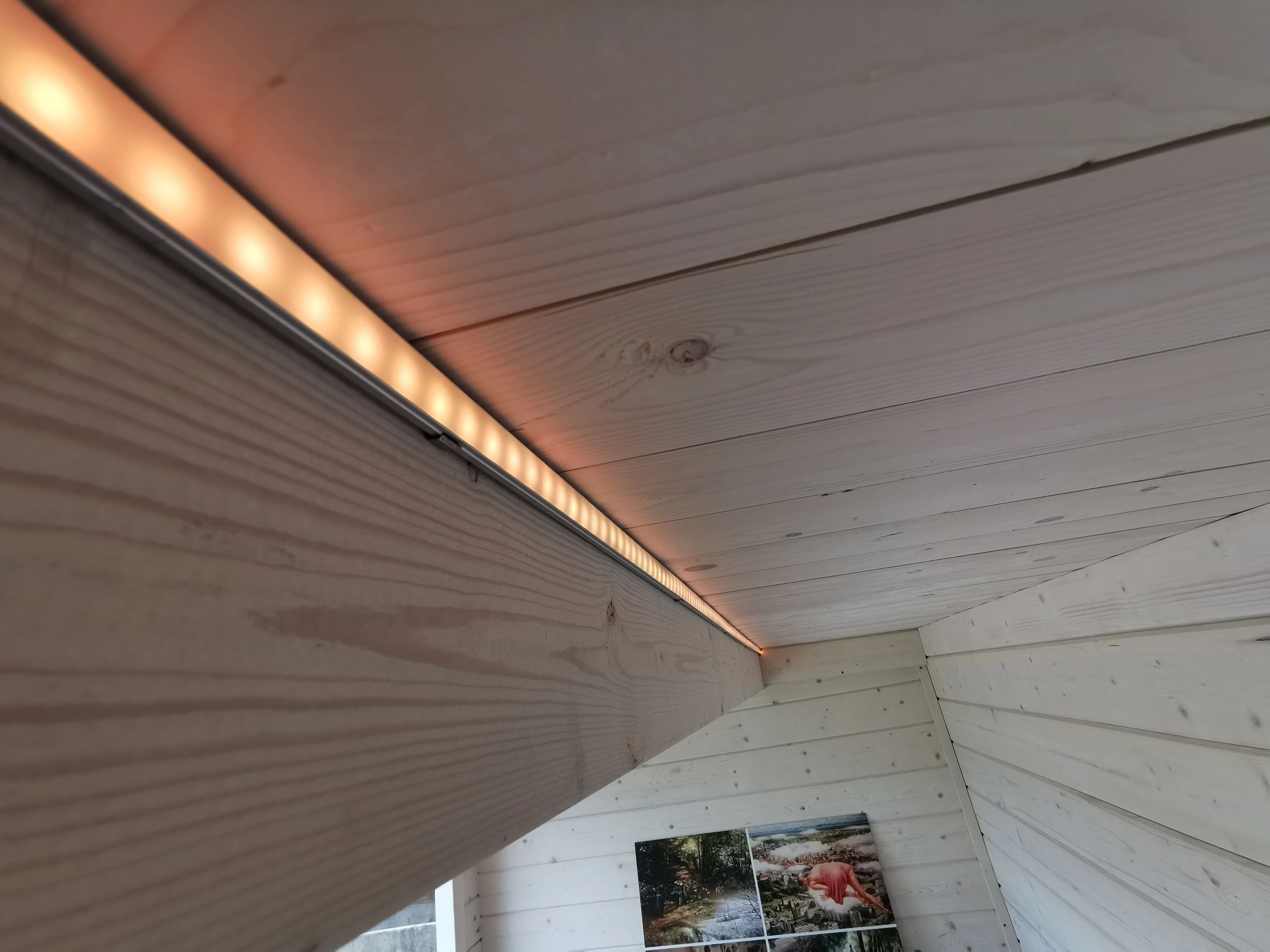 Aluminium LED Streifen Profil Aufbau 3M - 7 mm hoch - komplett mit Abdeckkappe
