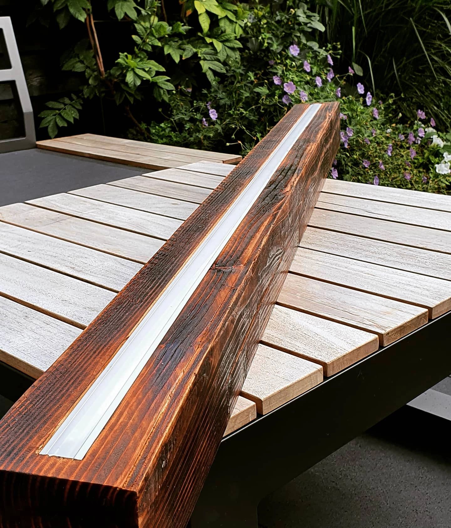 Led Streifen Profil Einbau tiefes Modell - komplett inklusiv Abschlusskappe 1 Meter 7 mm