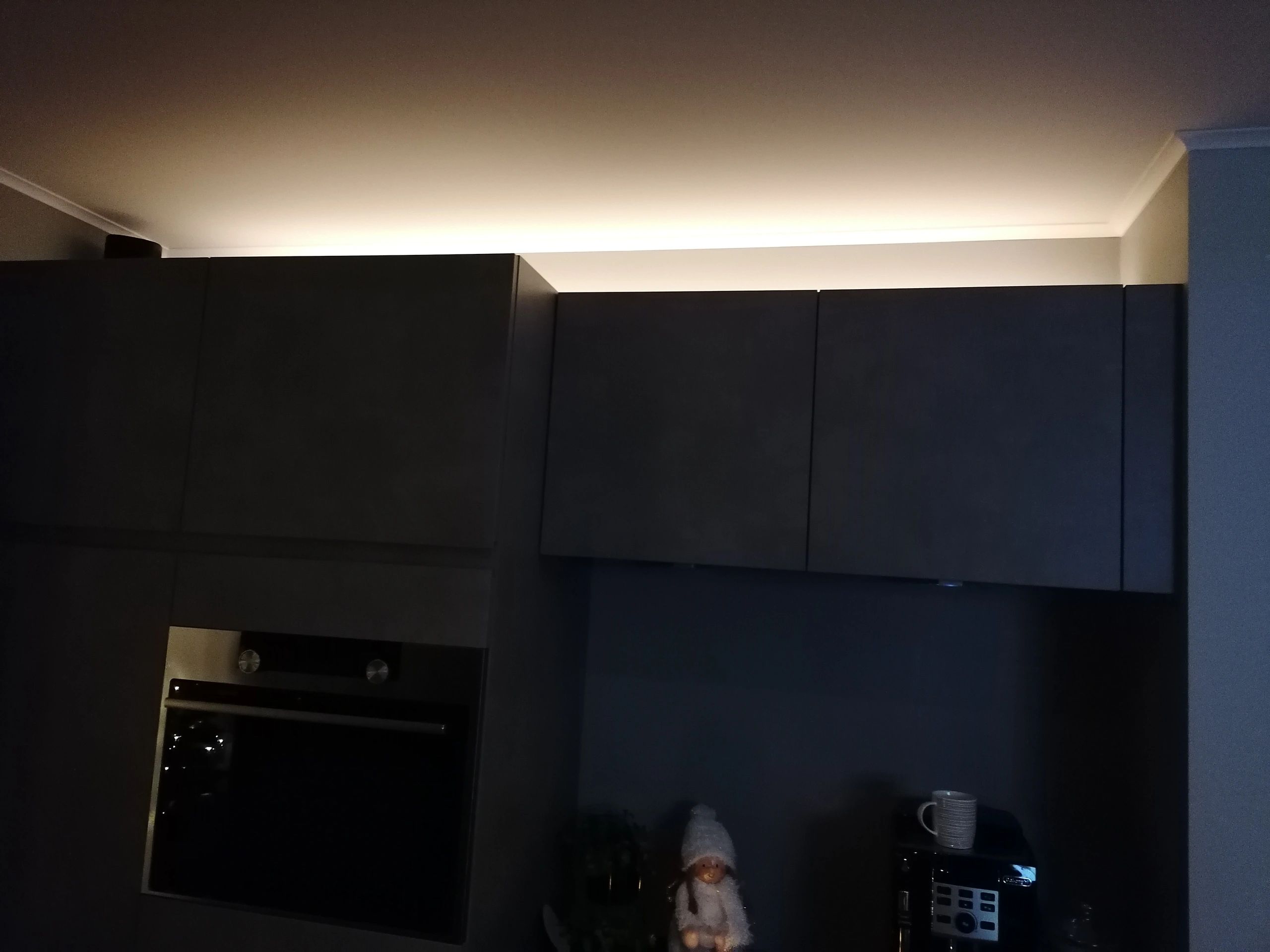 Led Streifen Profil Aufbau hohes Modell - komplett inklusiv Abschlusskappe 2 Meter 15 mm