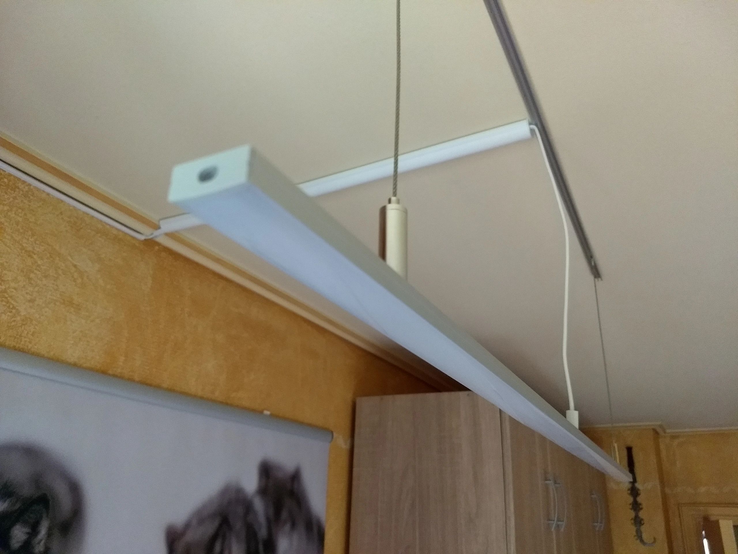 Led Streifen Profil breit Aufbau tiefes Modell - komplett inklusiv Abschlusskappe 1 Meter