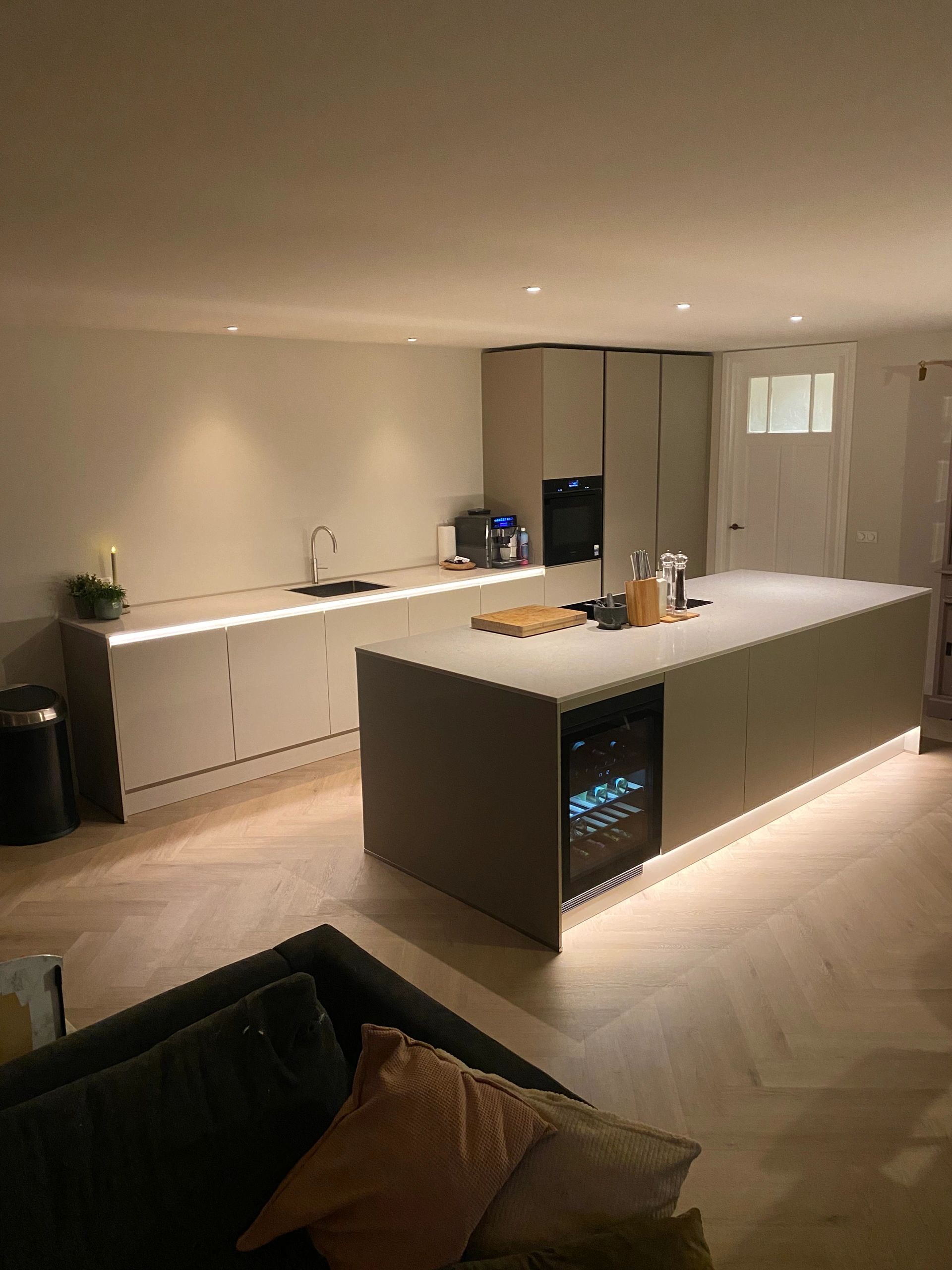 1 Meter LED Streifen Warmweiß Pro - komplettes Set