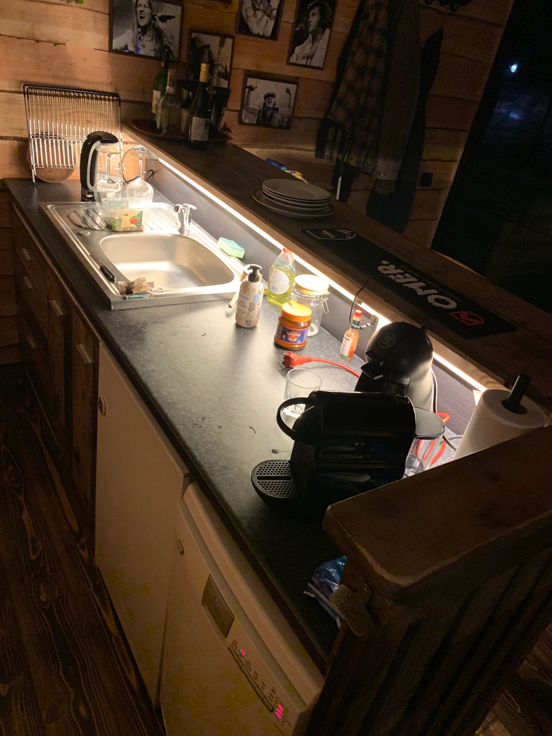 2 Meter LED Streifen Warmweiß PREMIUM | 230V