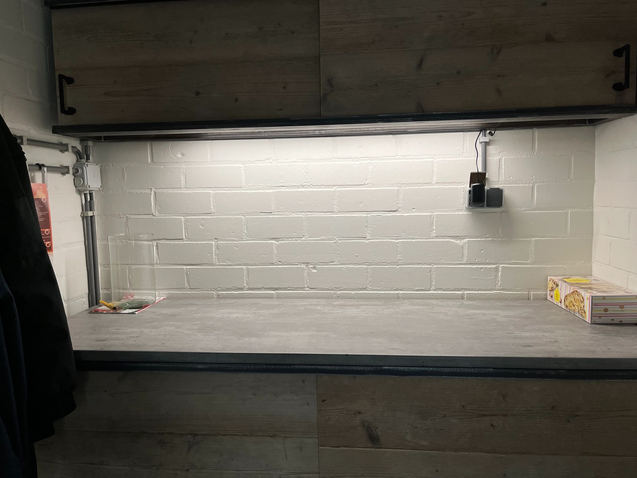 12 Watt - 24 V / 0,5A -Adapter für LED -Streifen