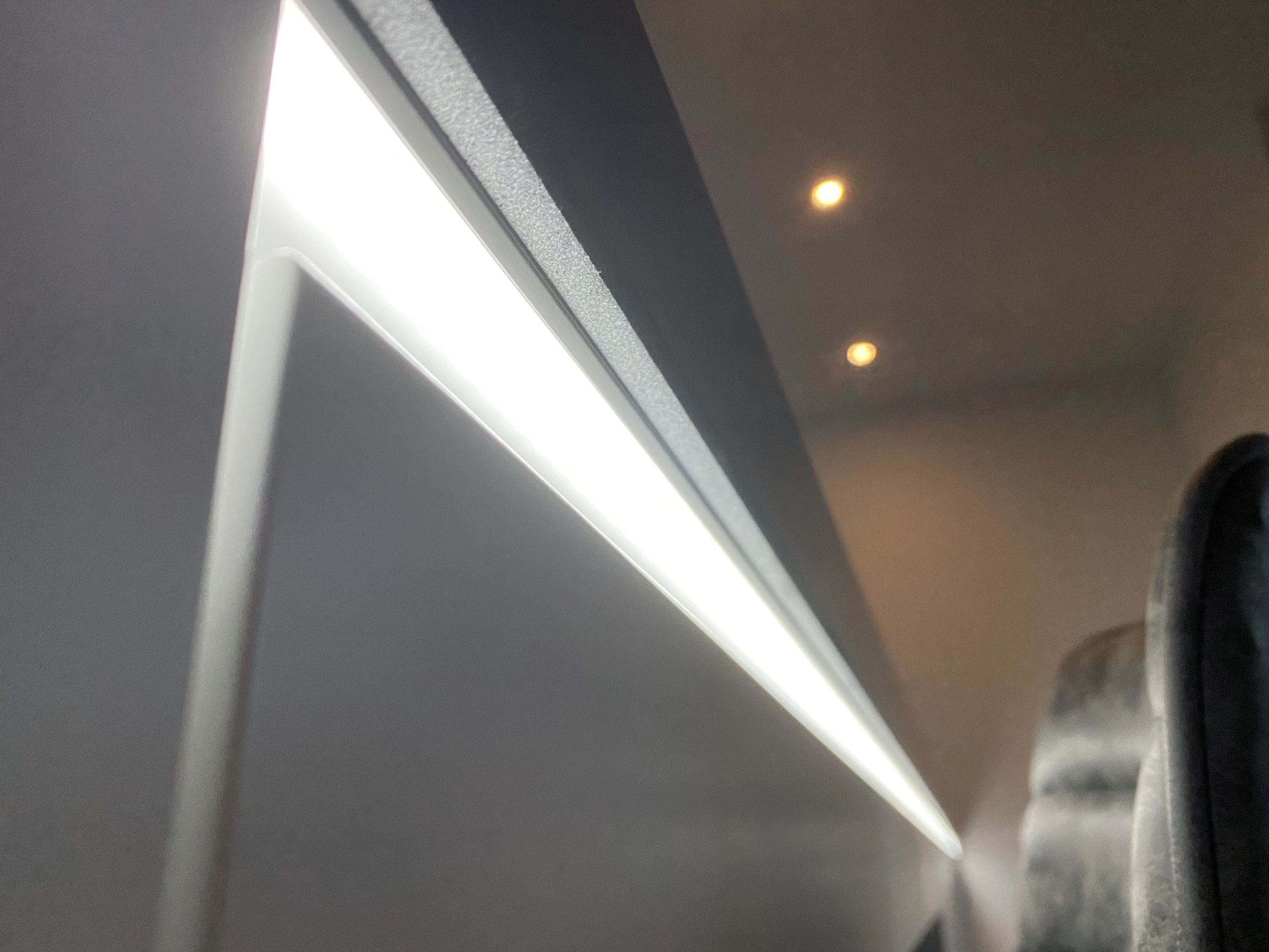Aluminium LED Streifen Profil schwarz Einbau 4M Slim Line - 7 mm hoch - komplett mit AbschlusskAppe