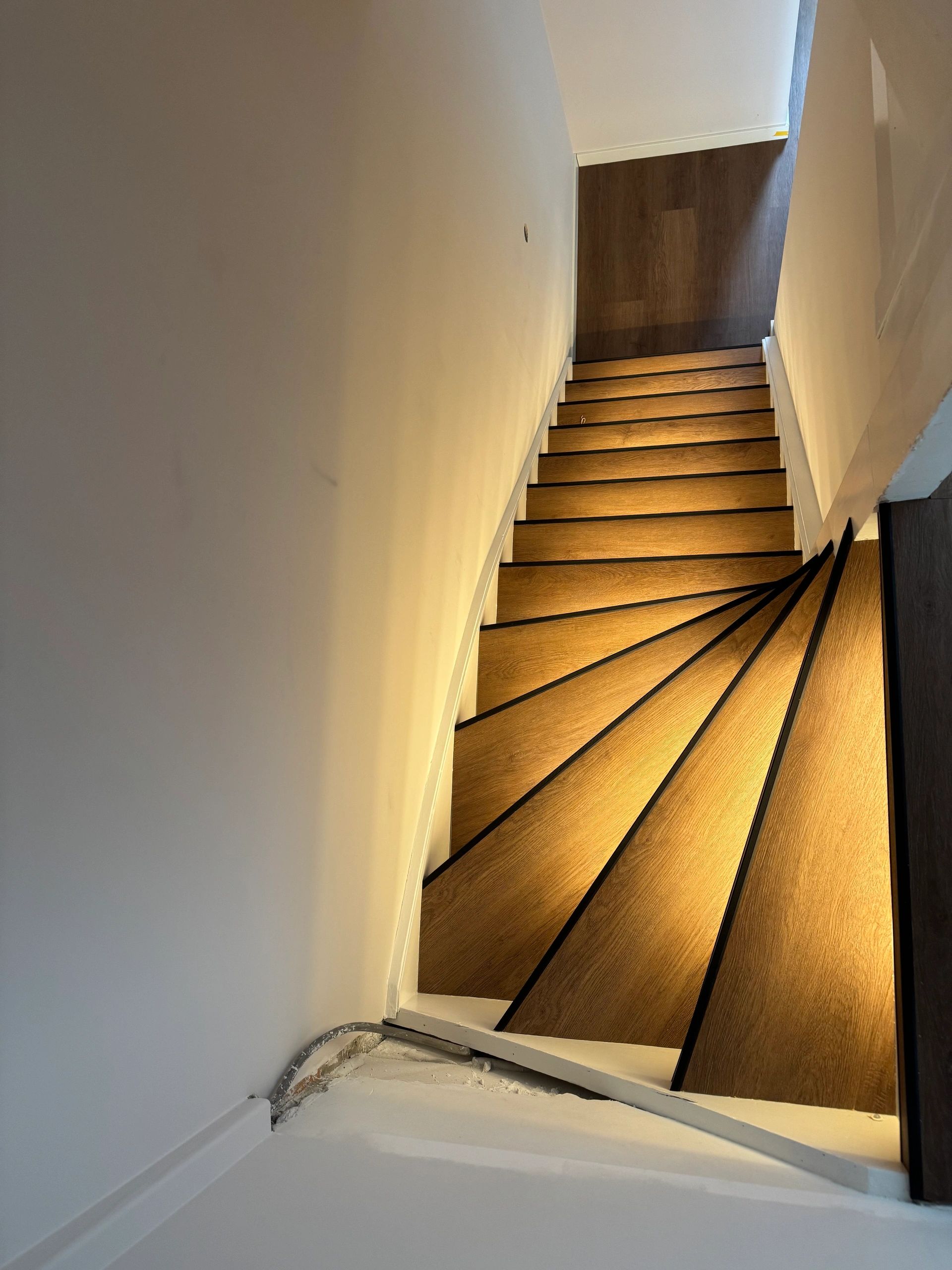 Dynamisches Treppenbeleuchtungsset Premium 50 cm