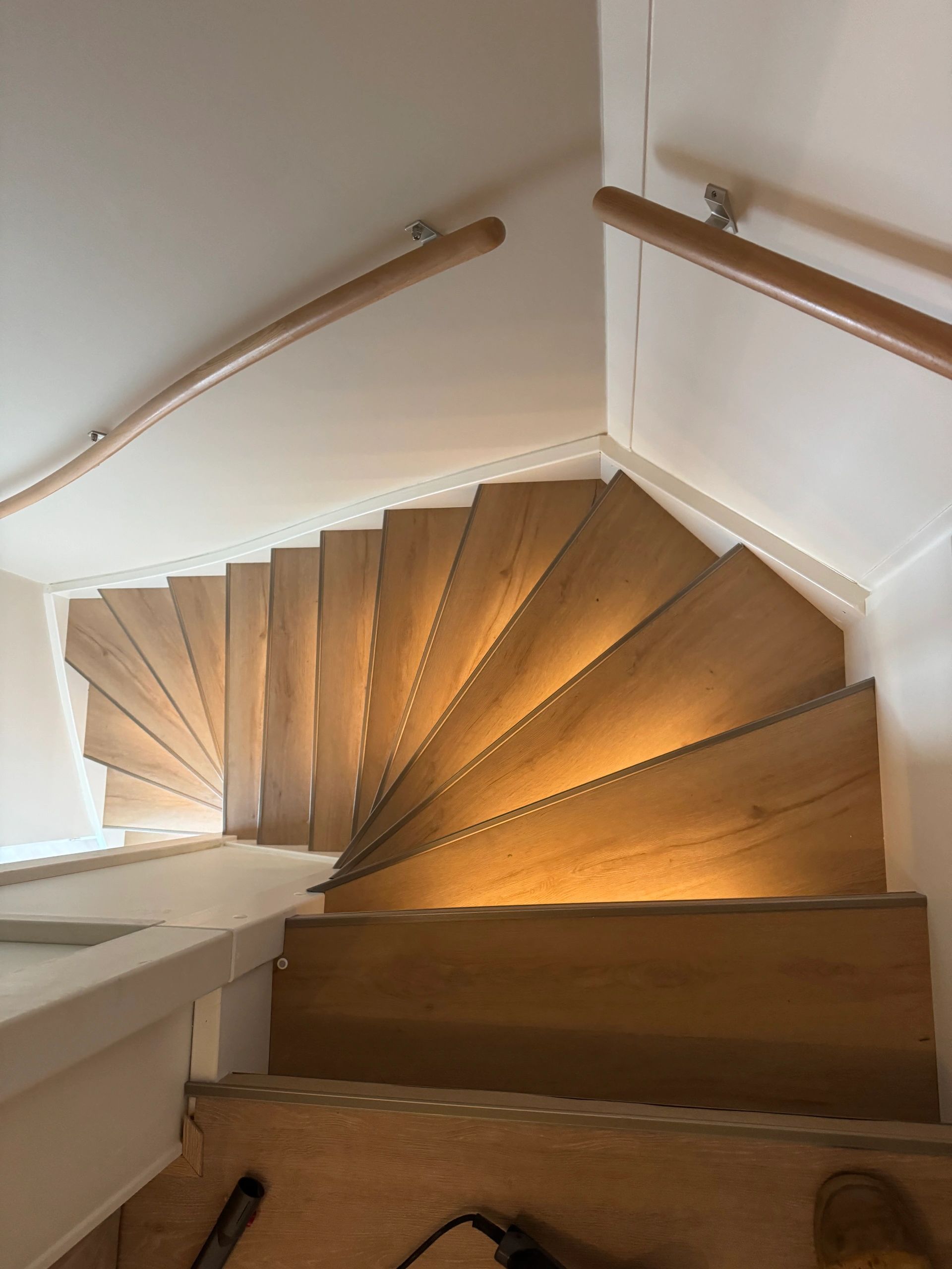 Dynamisches Treppenbeleuchtungsset Premium 50 cm