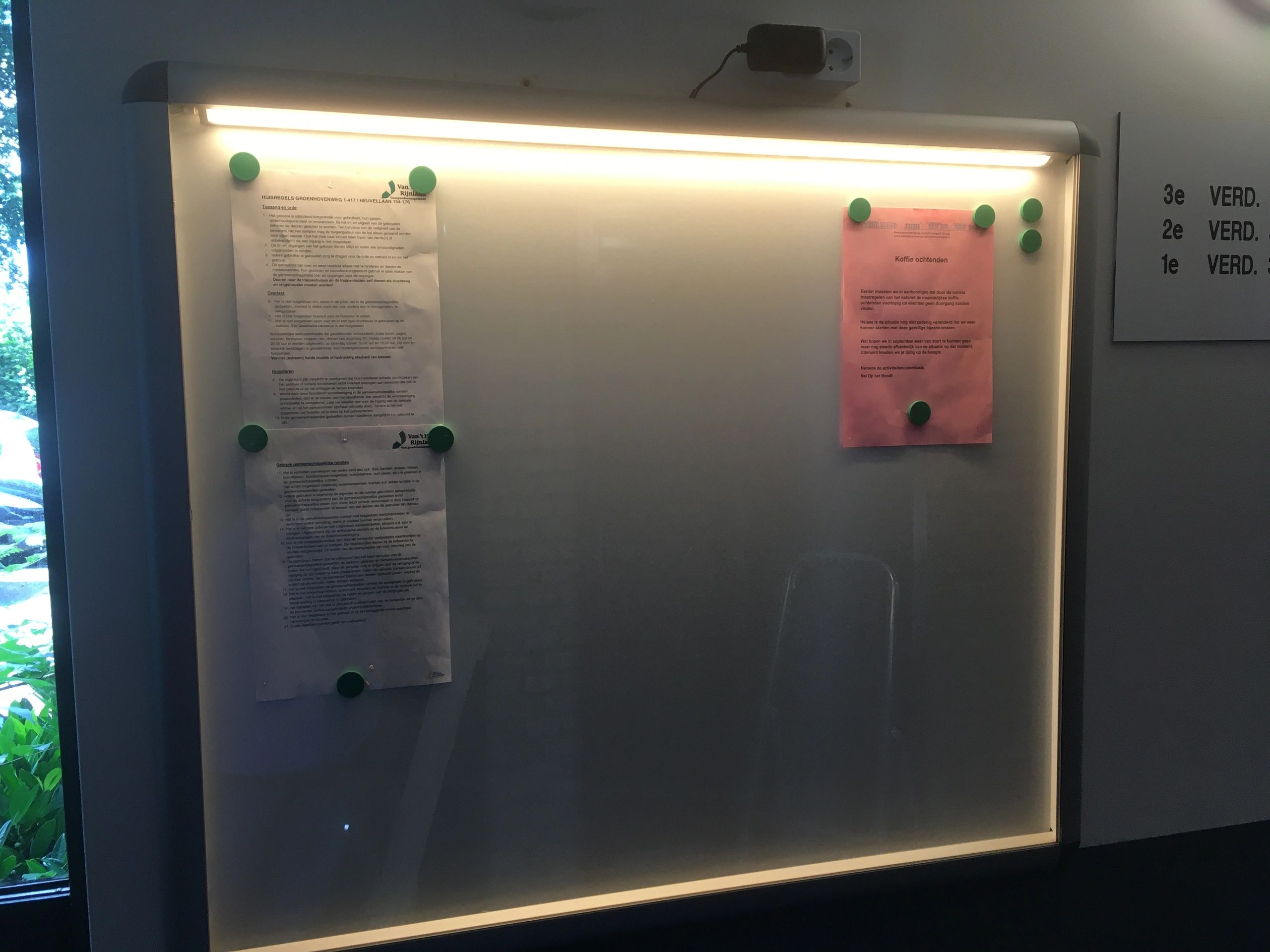 24 Watt - 12V / 2A Adapter für LED Streifen