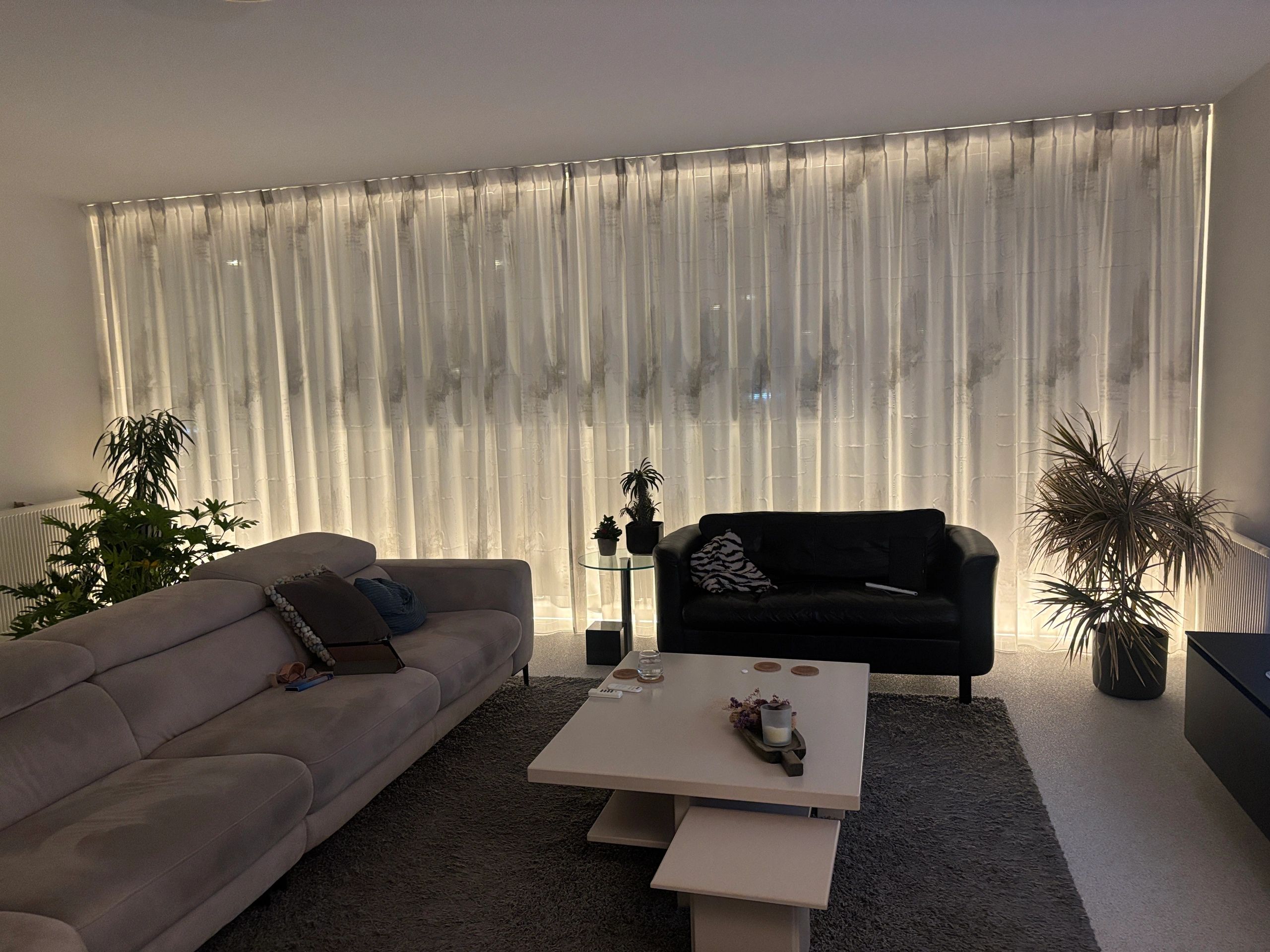 8 Meter warmweißer LED-Streifen COB mit 600 LEDs p/m - Komplettset