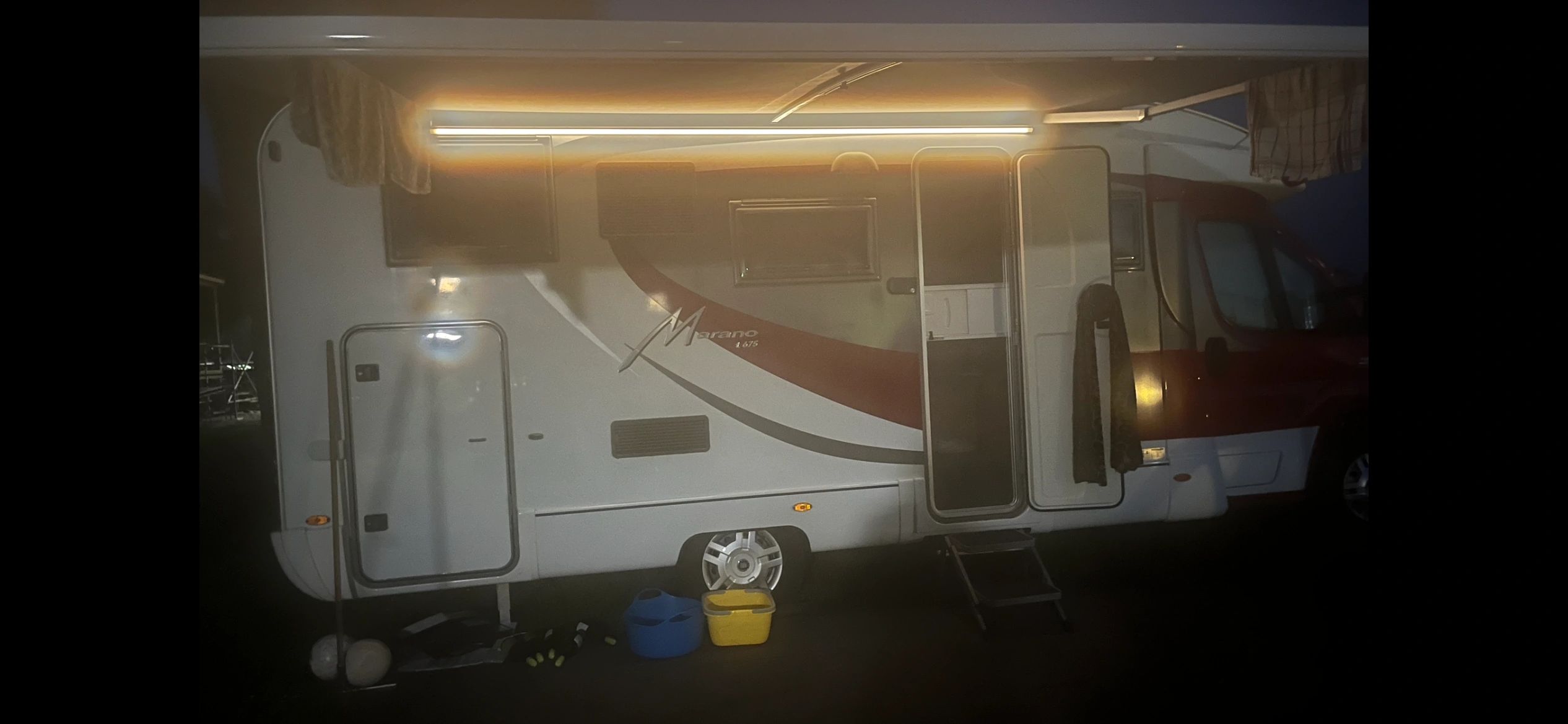 Led Streifen Profil Ecke Slim line - komplett mit Abschlusskappe 3 Meter