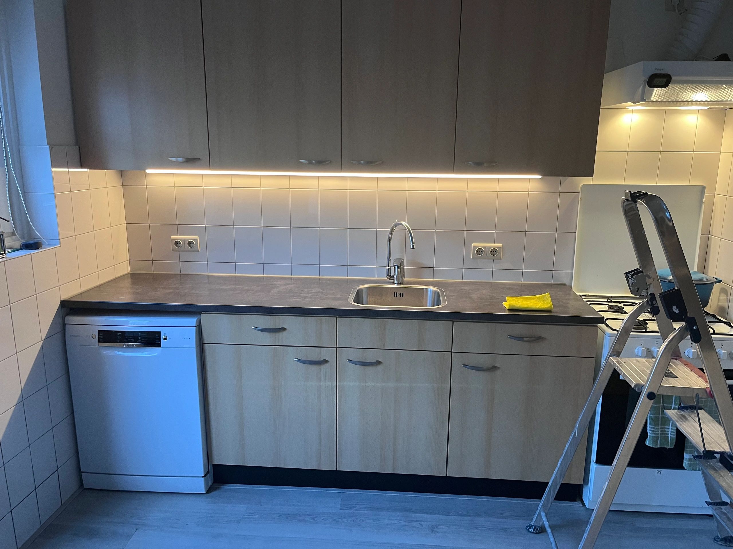 3 Meter warmweißer LED-Streifen COB mit 600 LEDs p/m - Komplettset