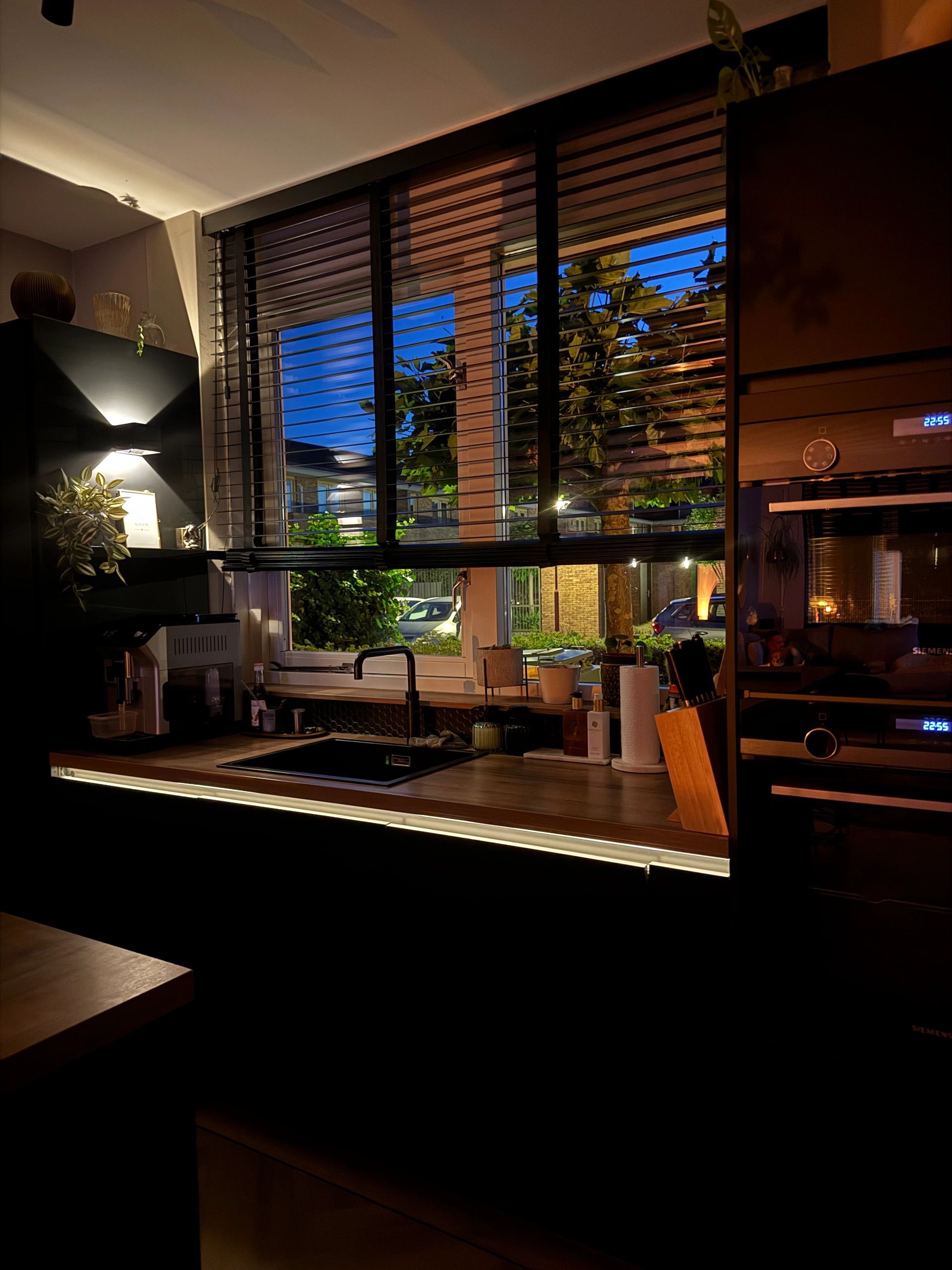 3 Meter warmweißer LED-Streifen COB mit 600 LEDs p/m - Komplettset