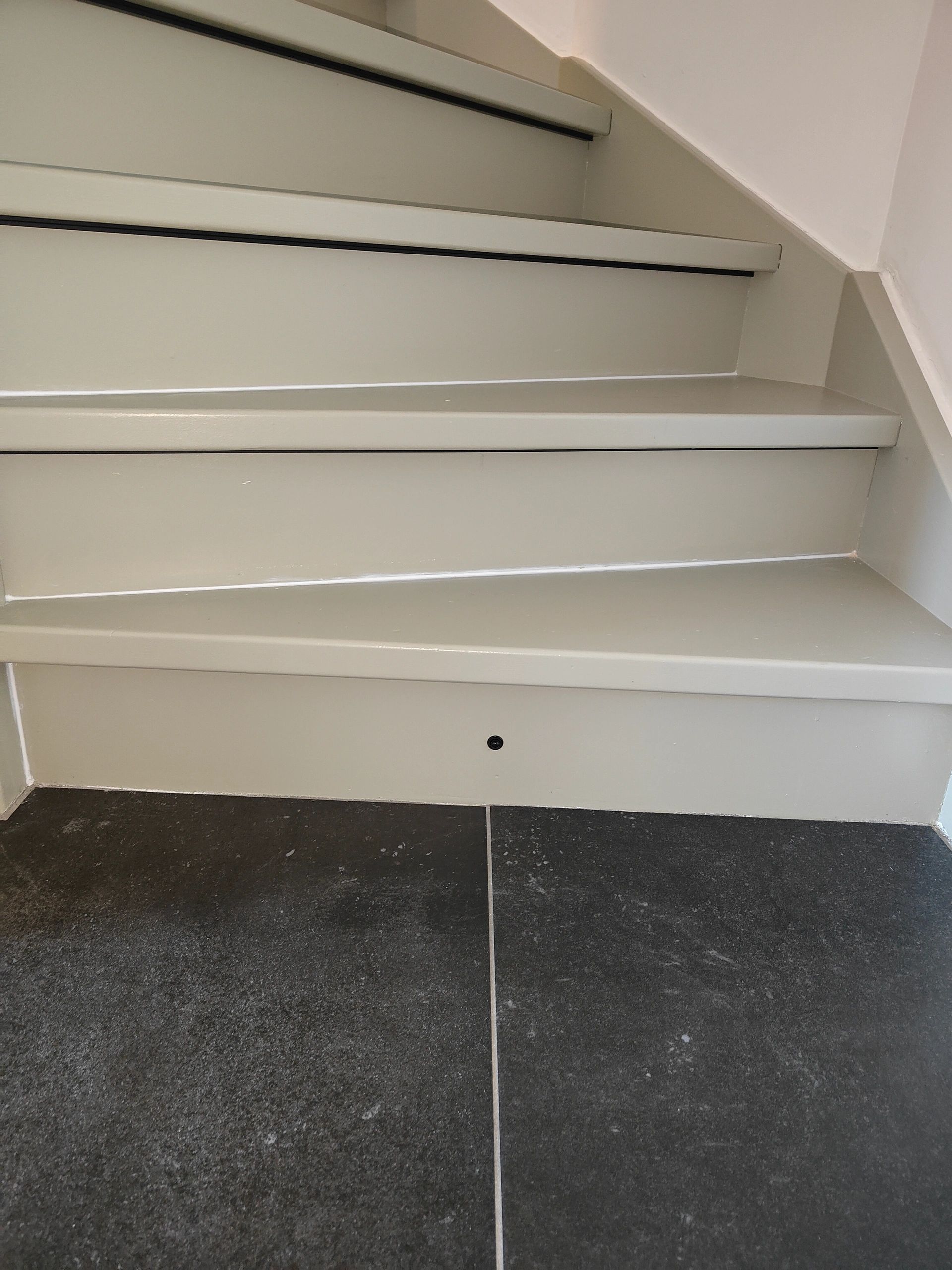 Dynamisches Treppenbeleuchtungsset Premium 130 cm mit Profil