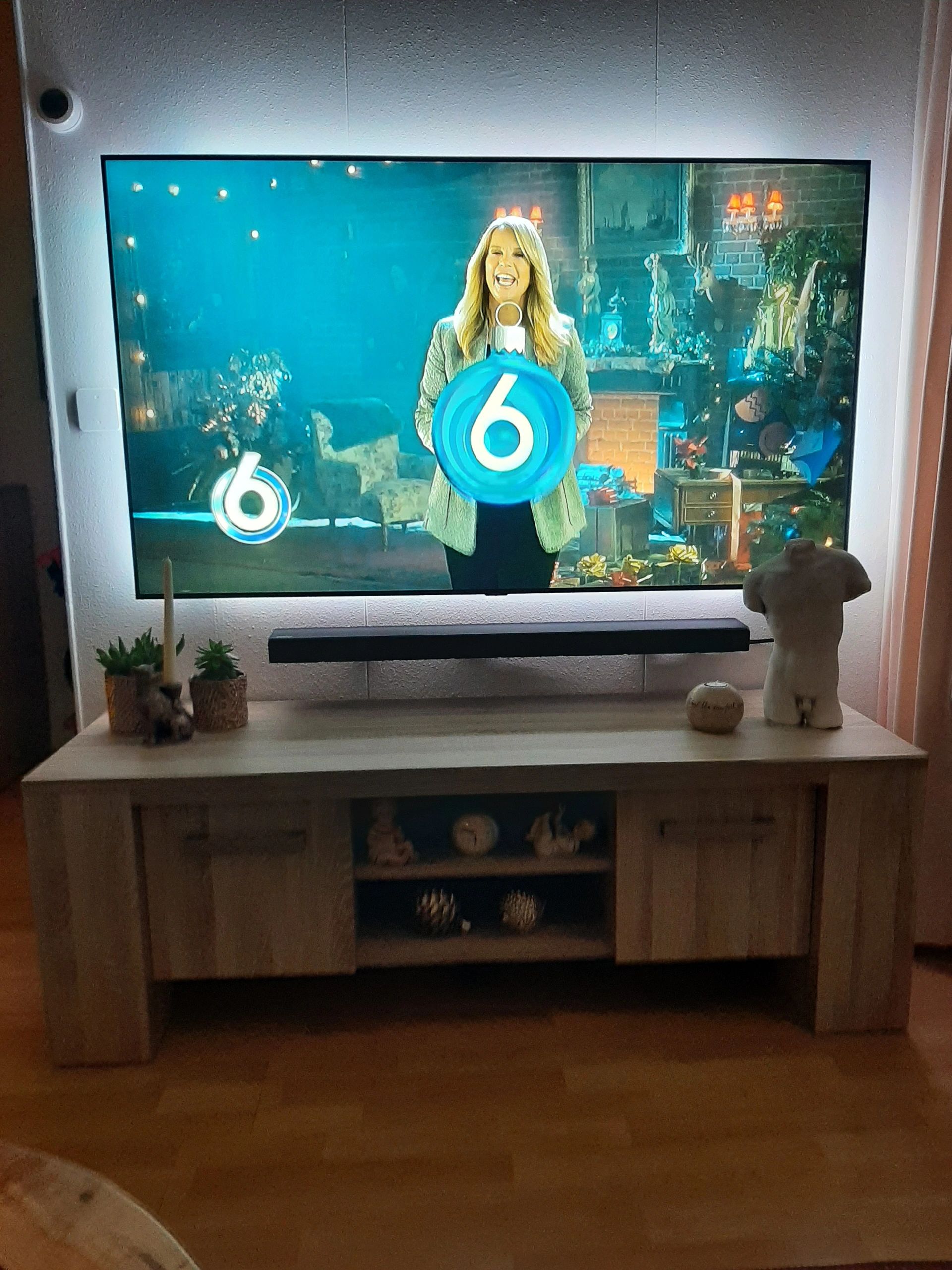 TV LED Streifen Set mit 4 RGB Streifen für TV’s bis 32 inch