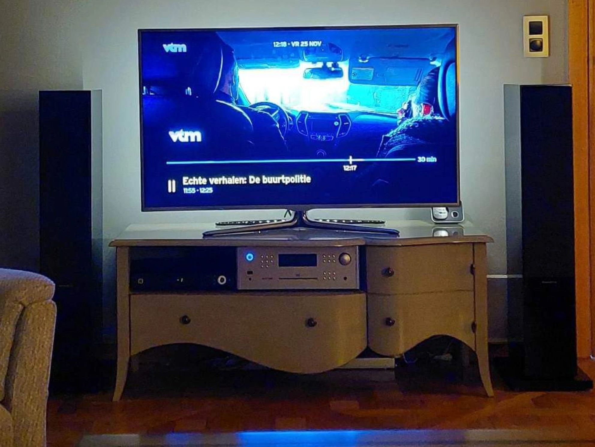 TV backlight Set mit 4 RGBWW Led Streifen für TV’s 50-60 inch