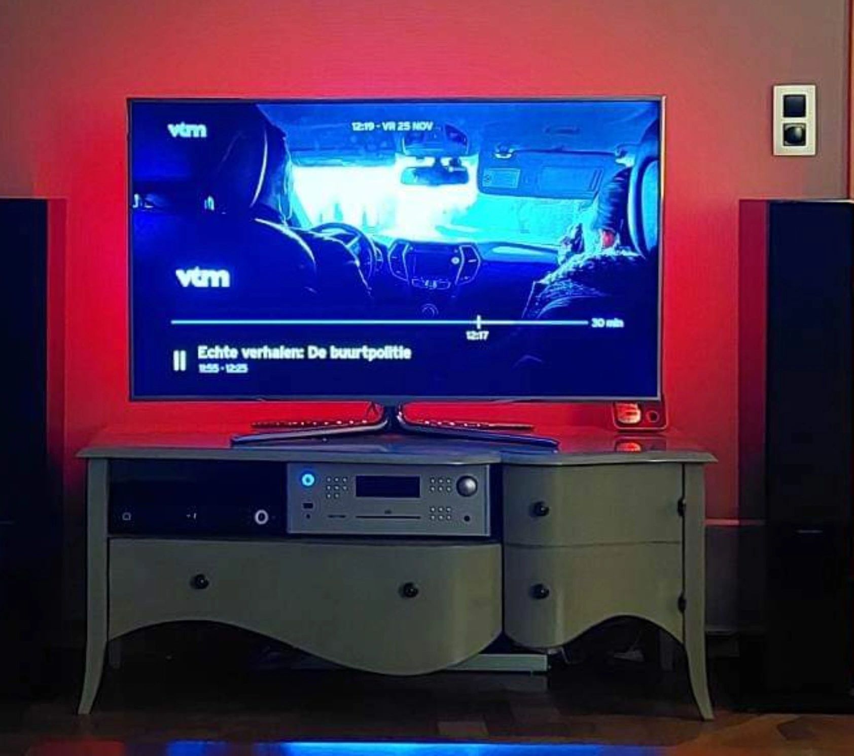 TV backlight Set mit 4 RGBWW Led Streifen für TV’s 50-60 inch