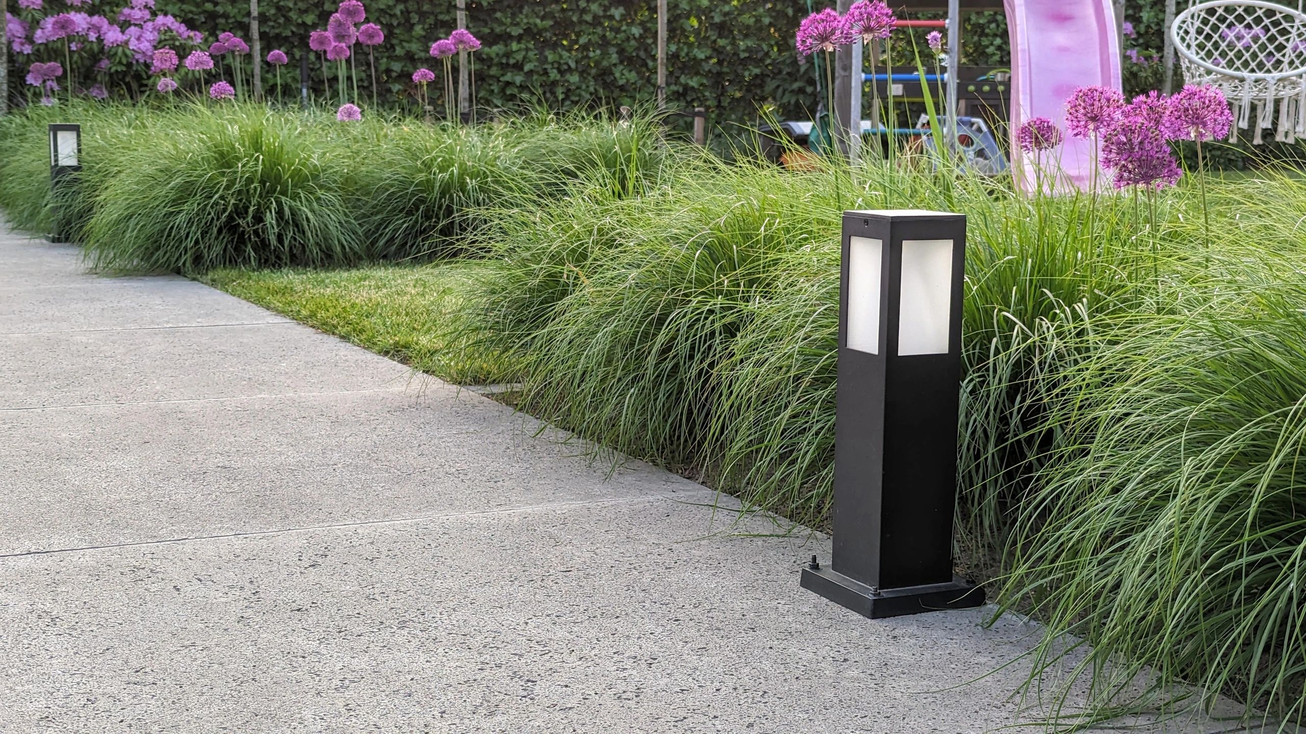 Zigbee Standleuchte für den Außenbereich 9W - Alle Farben und Weißtöne - Gerade