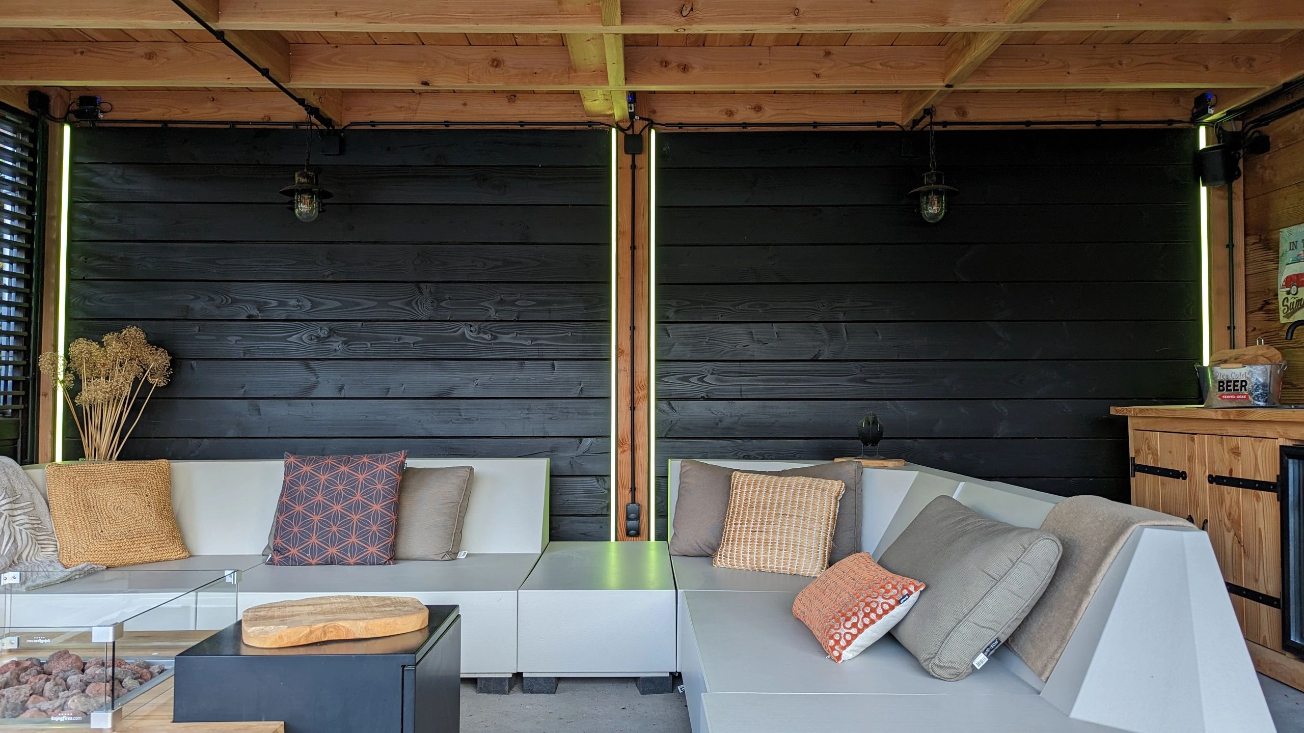 Aluminium Led Streifen Eckprofil schwarz 3M breit - Komplett mit Abdeckkappe