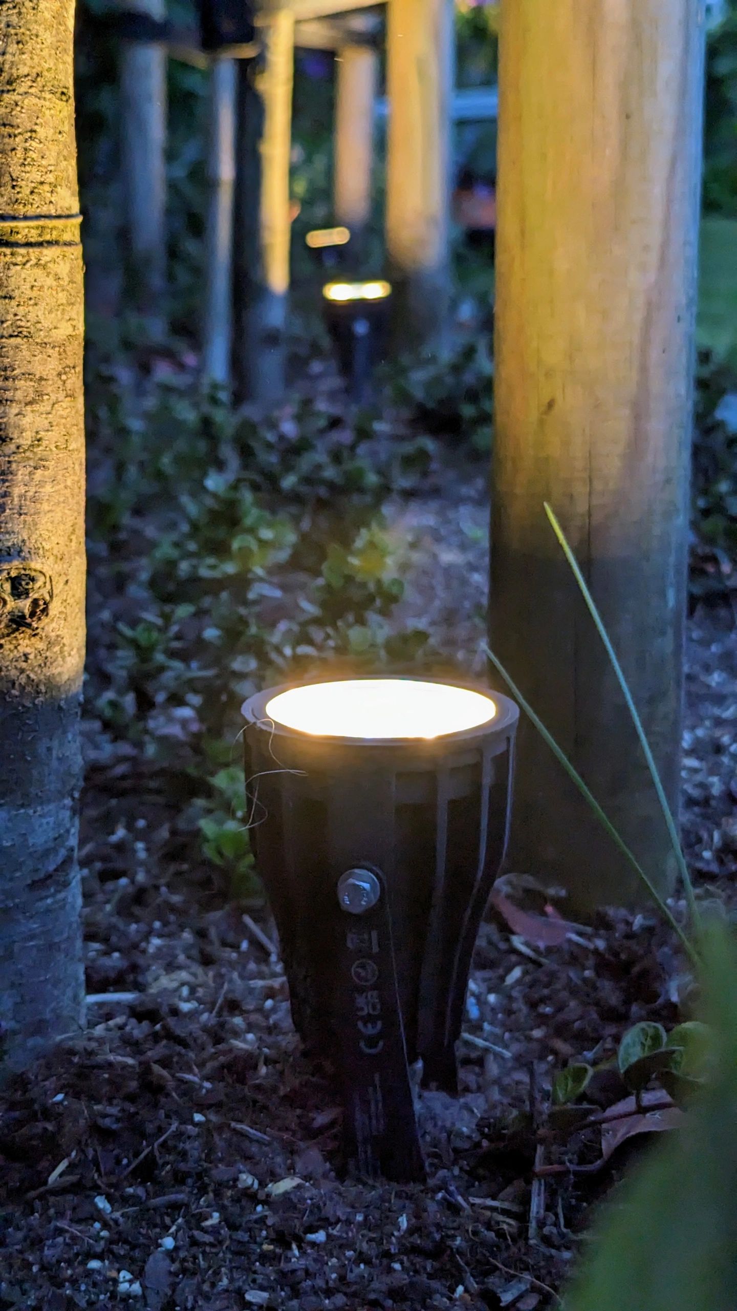 Zigbee Außenstrahler 6W - Alle Farben und Weißtöne