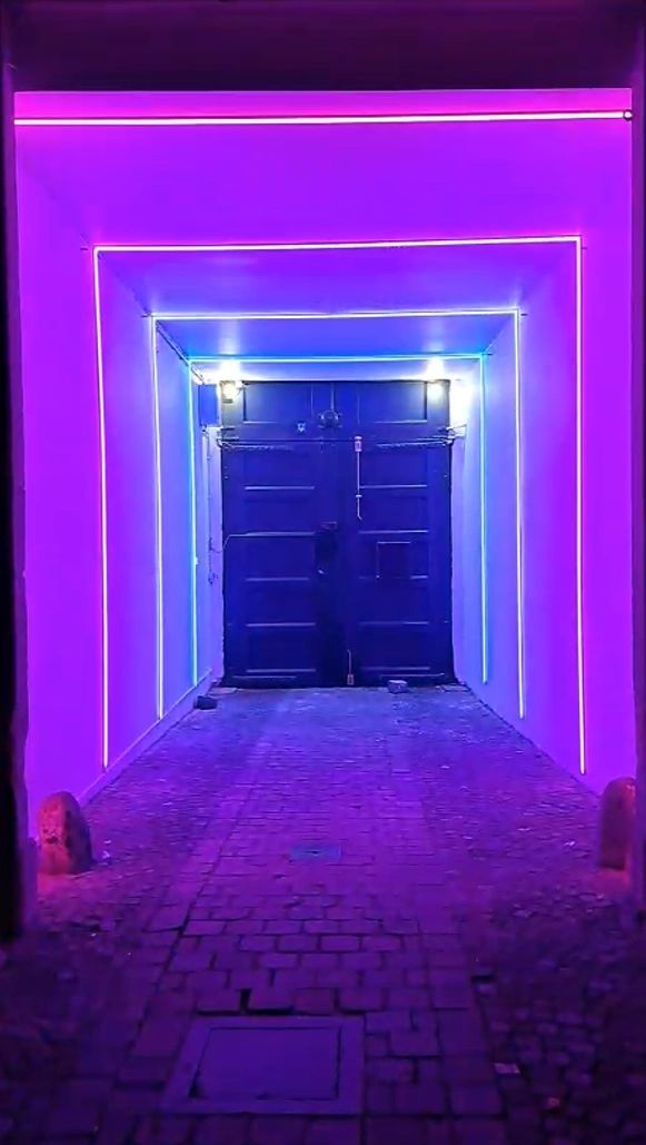 20 Meter komplettes RGBW -LED -Streifen mit Zigbee -Steuerung