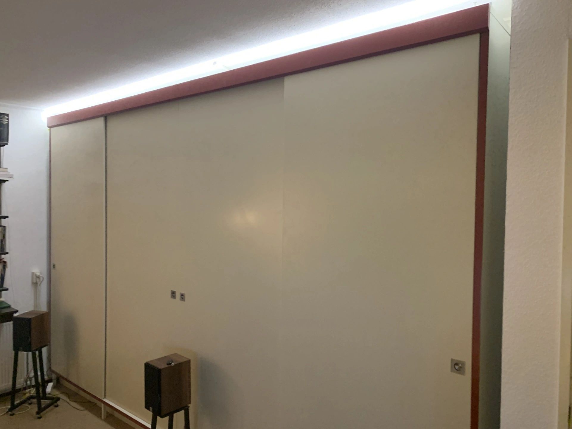 Aluminium LED Streifen Profil Aufbau 4M - 7 mm hoch - komplett mit Abdeckkappe