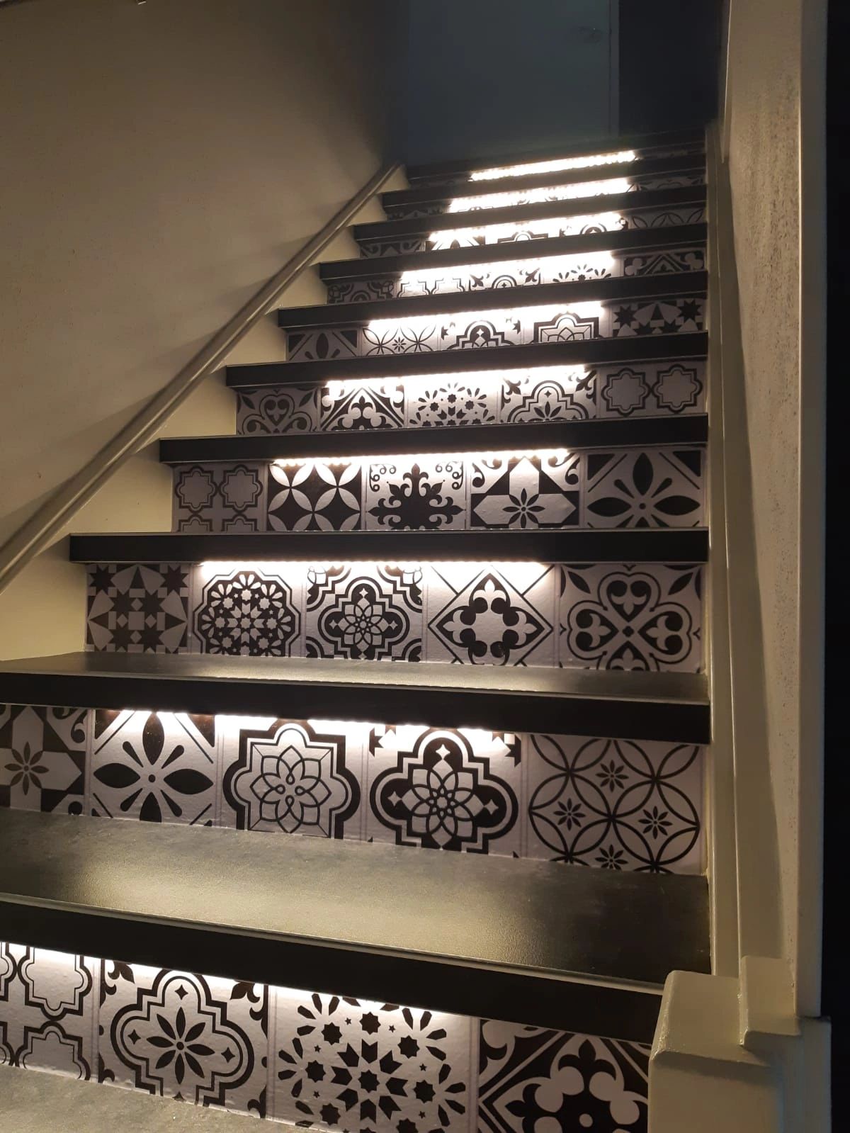 Treppenbeleuchtung LED Streifen  Warmweiß - komplettes Set 50 cm