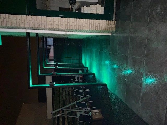 Schwarze up/down Wandleuchte für draußen mit Zigbee GU10 Strahler - Rund